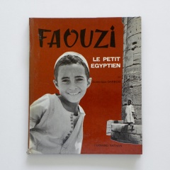 Texte et photos de Dominique Darbois, maquette de J.-D. Lortsch, 1965.