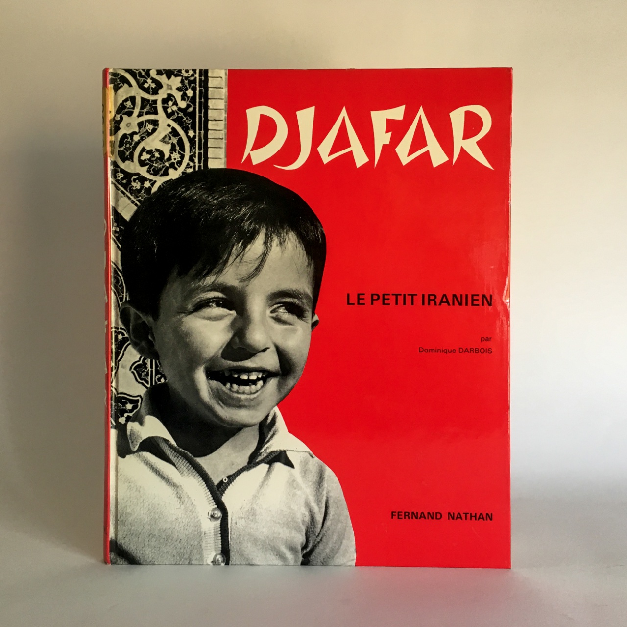 Texte et photos de Dominique Darbois, maquette de J. D. Lortsch, 1968.